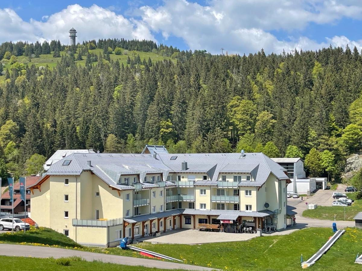 Neue Ferienwohnung Mit Whirlpool Und Sauna In Der Residenz Grafenmatt Inklusive Hochschwarzwaldcard Feldberg  Dış mekan fotoğraf